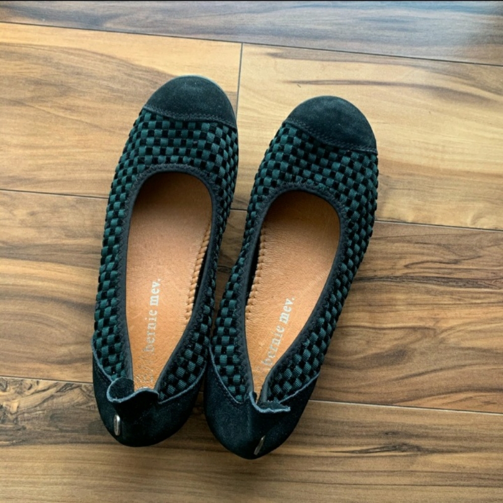 Bernie mev flats 8